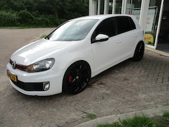 Volkswagen Golf - 2.0 GTI