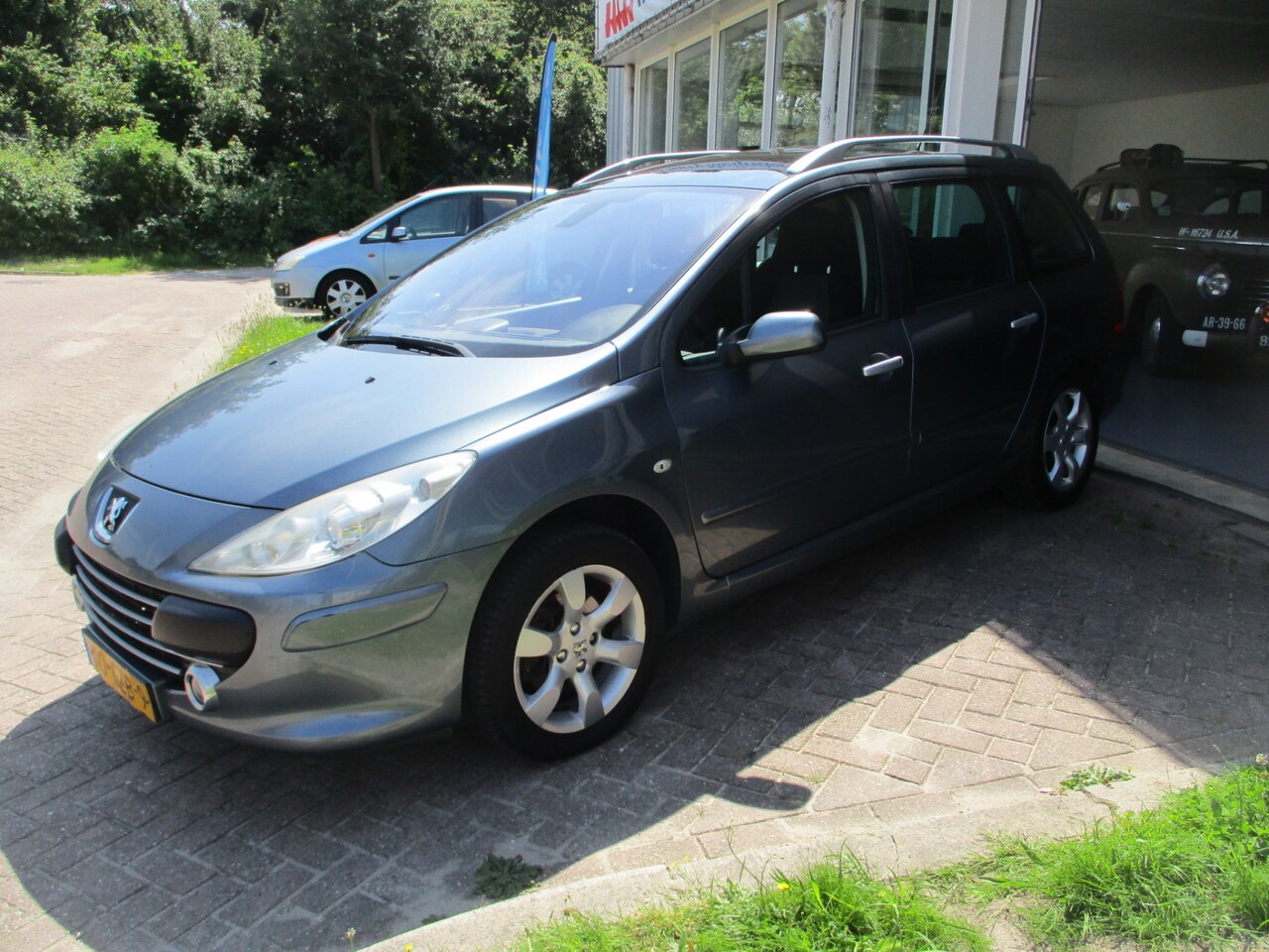 Peugeot 307 SW - 2.0-16V Premium 2.0-16V Premium - AutoWereld.nl