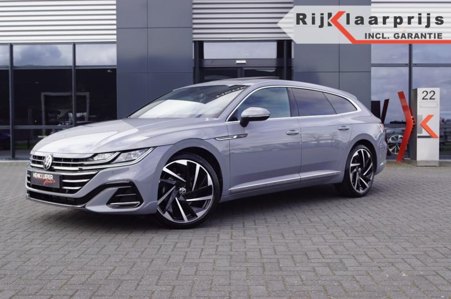 Volkswagen Arteon Shooting Brake - Shooting Brake 2.0 TSI DSG R-Line /Panodak/ 20 Inch LM / IQ Led/ - AutoWereld.nl