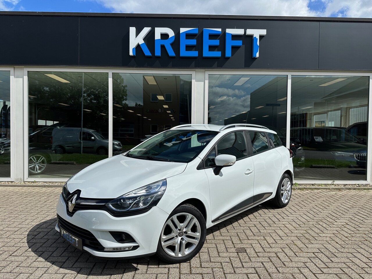 Renault Clio Estate - 0.9 TCe Zen 1jr garantie | Airco | Cruise Control - AutoWereld.nl