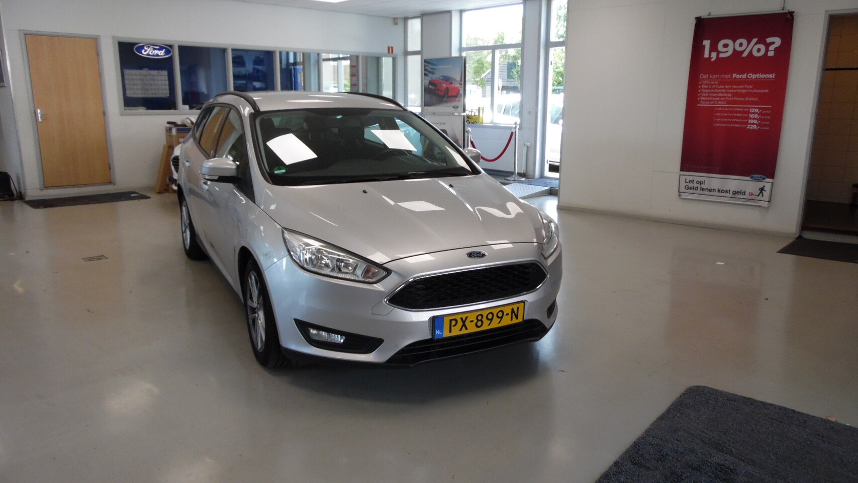 Ford Focus Wagon - 1.0 EcoBoost Edition Plus 1.0 EcoBoost 125pk Edition Plus - AutoWereld.nl