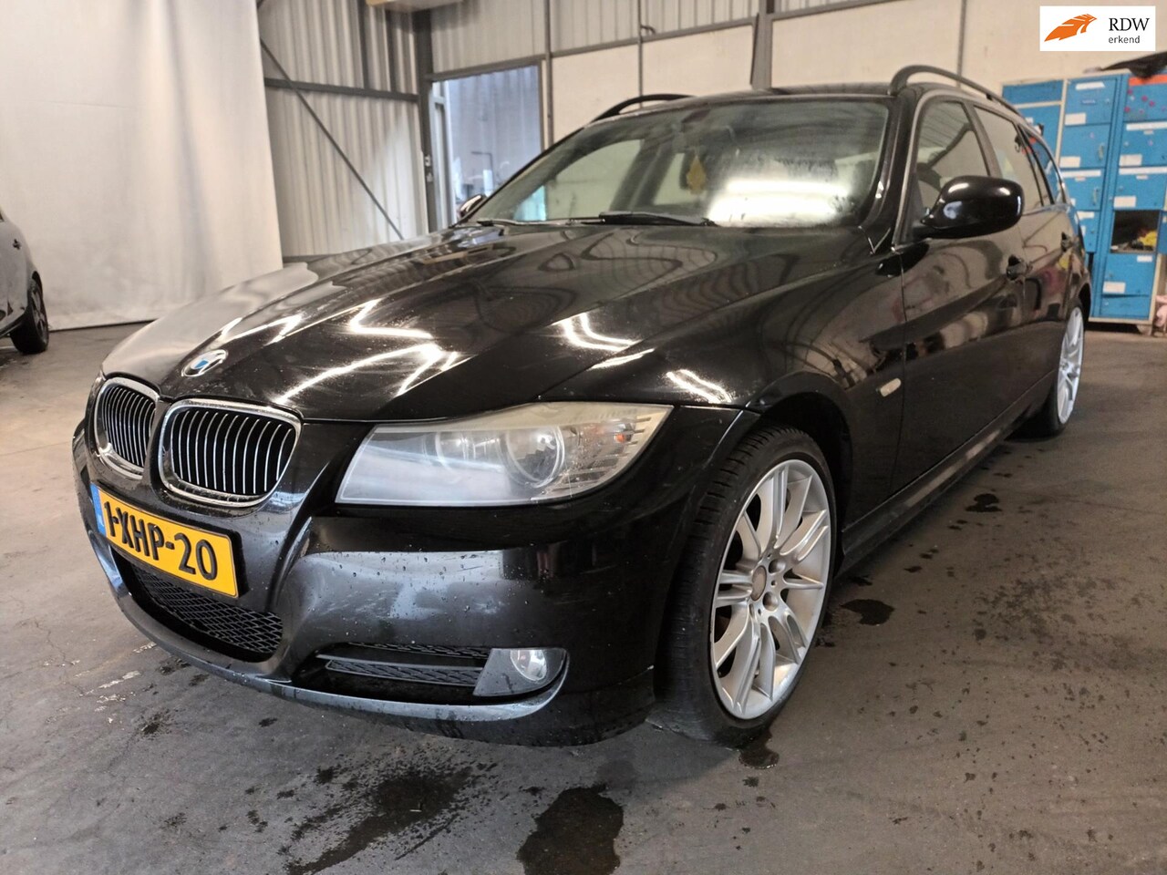 BMW 3-serie Touring - 318d Corporate Lease High Executive - Airco - Export - Start niet - AutoWereld.nl