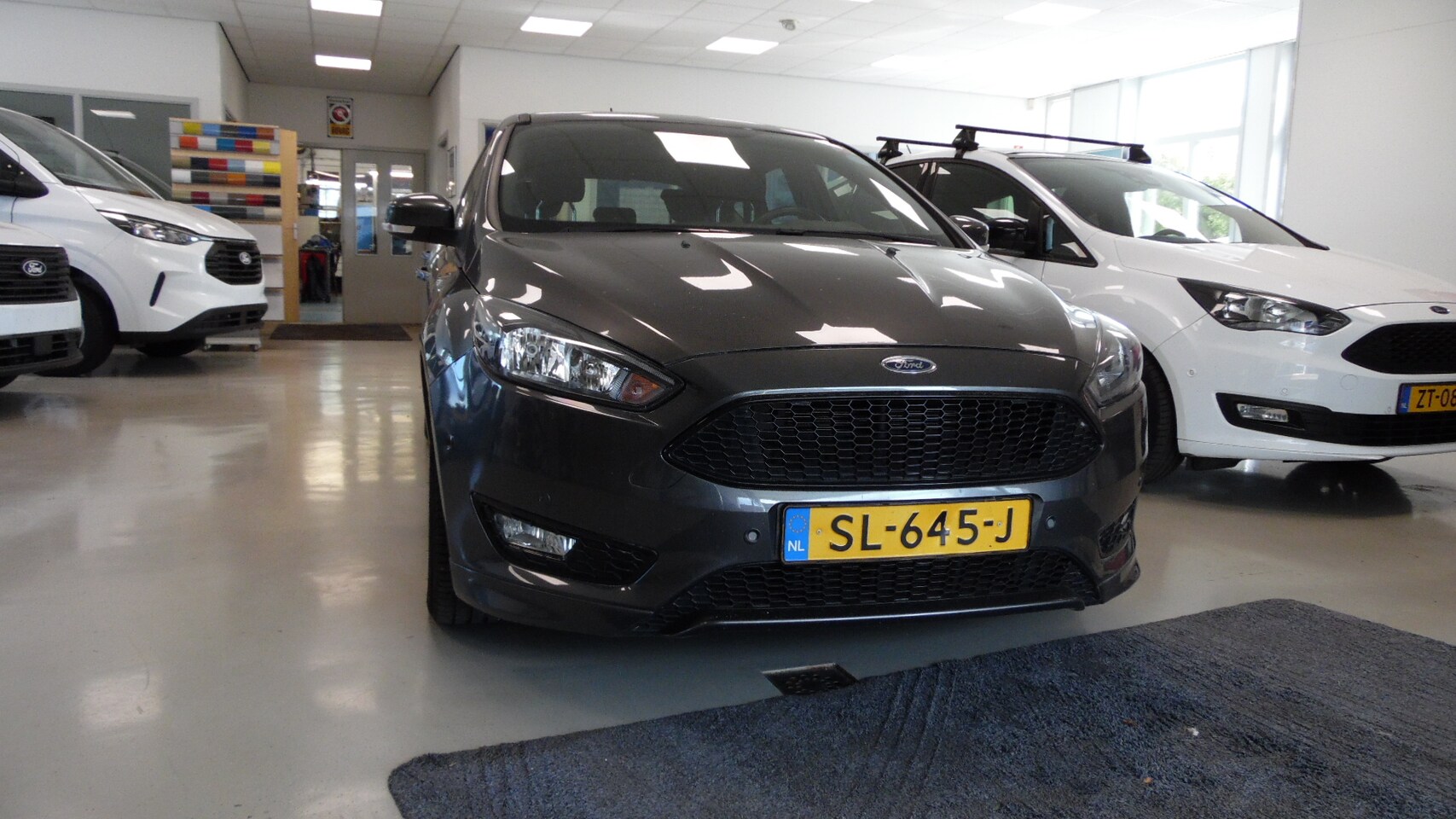 Ford Focus - 1.0 ECOBOOST 92KW 5D - AutoWereld.nl