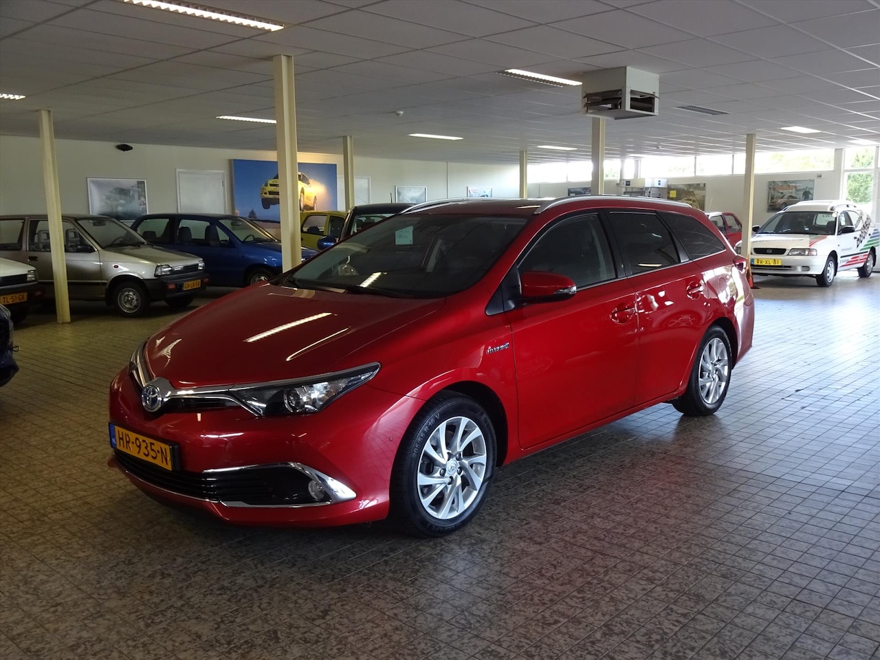 Toyota Auris - 1.8 Hybrid 136PK Executive CVT Automaat - AutoWereld.nl