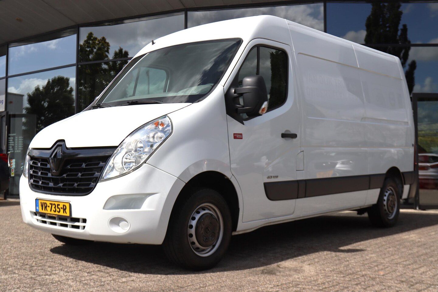 Renault Master - T35 2.3 dCi 125 PK L2H2 | CRUISE CONTROL | AIRCO | BLUETOOTH | 3 ZITS |ORIG. NL | - AutoWereld.nl