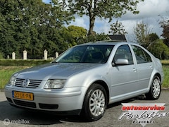 Volkswagen Bora - 1.8-20V Turbo Highline AIRCO-APK-UNIEK