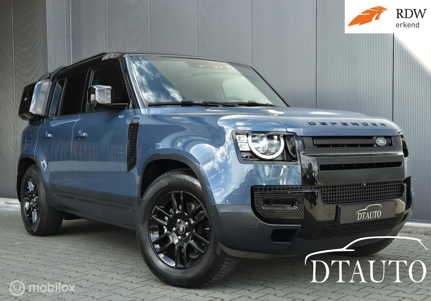 Land Rover Defender Hard Top - 3.0 D250 110 MHEV X-Dynamic HSE Luchtvering Leder 360* Grijs Kenteken - AutoWereld.nl