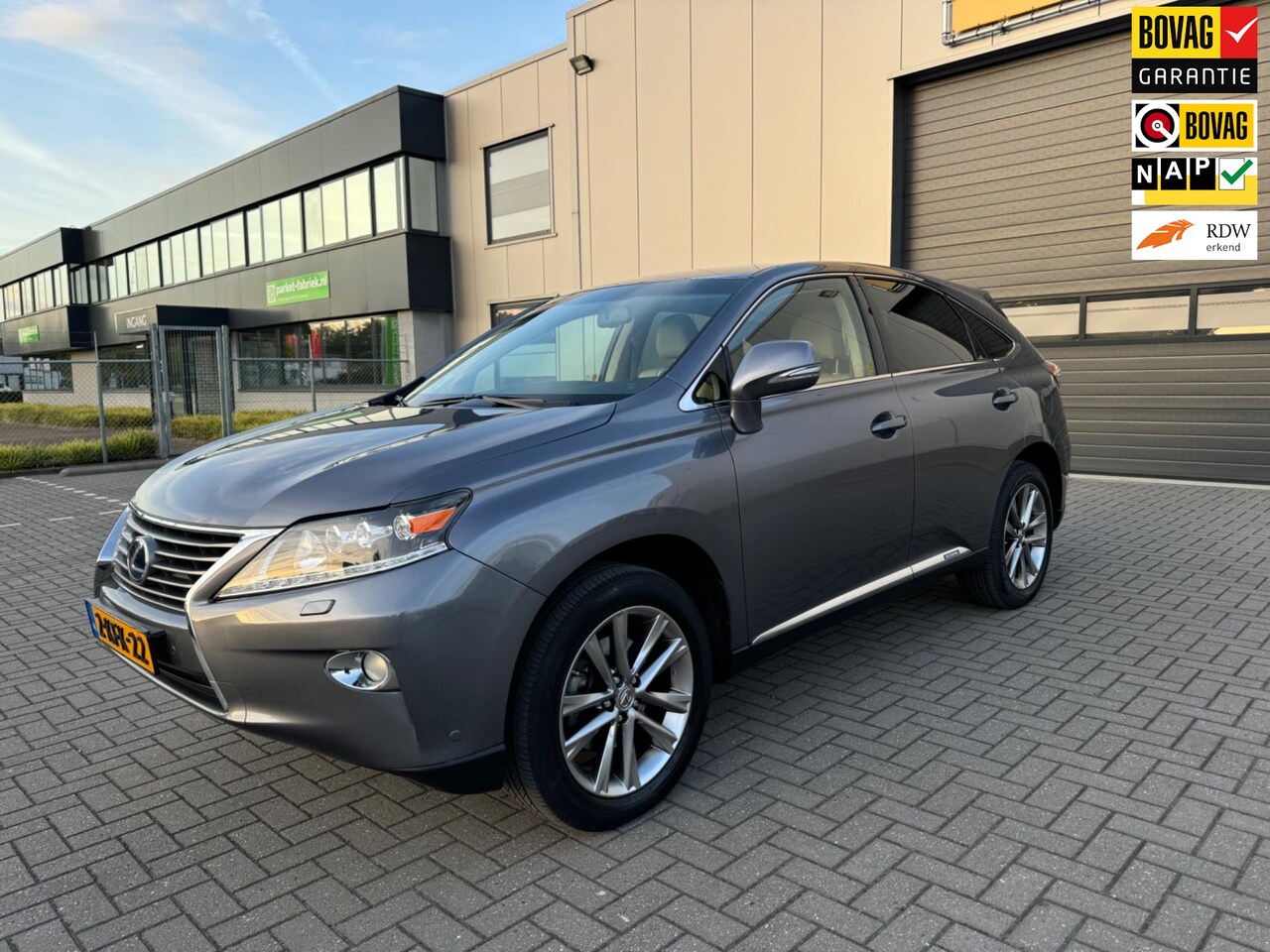 Lexus RX 450h - 4WD Luxury Line - AutoWereld.nl