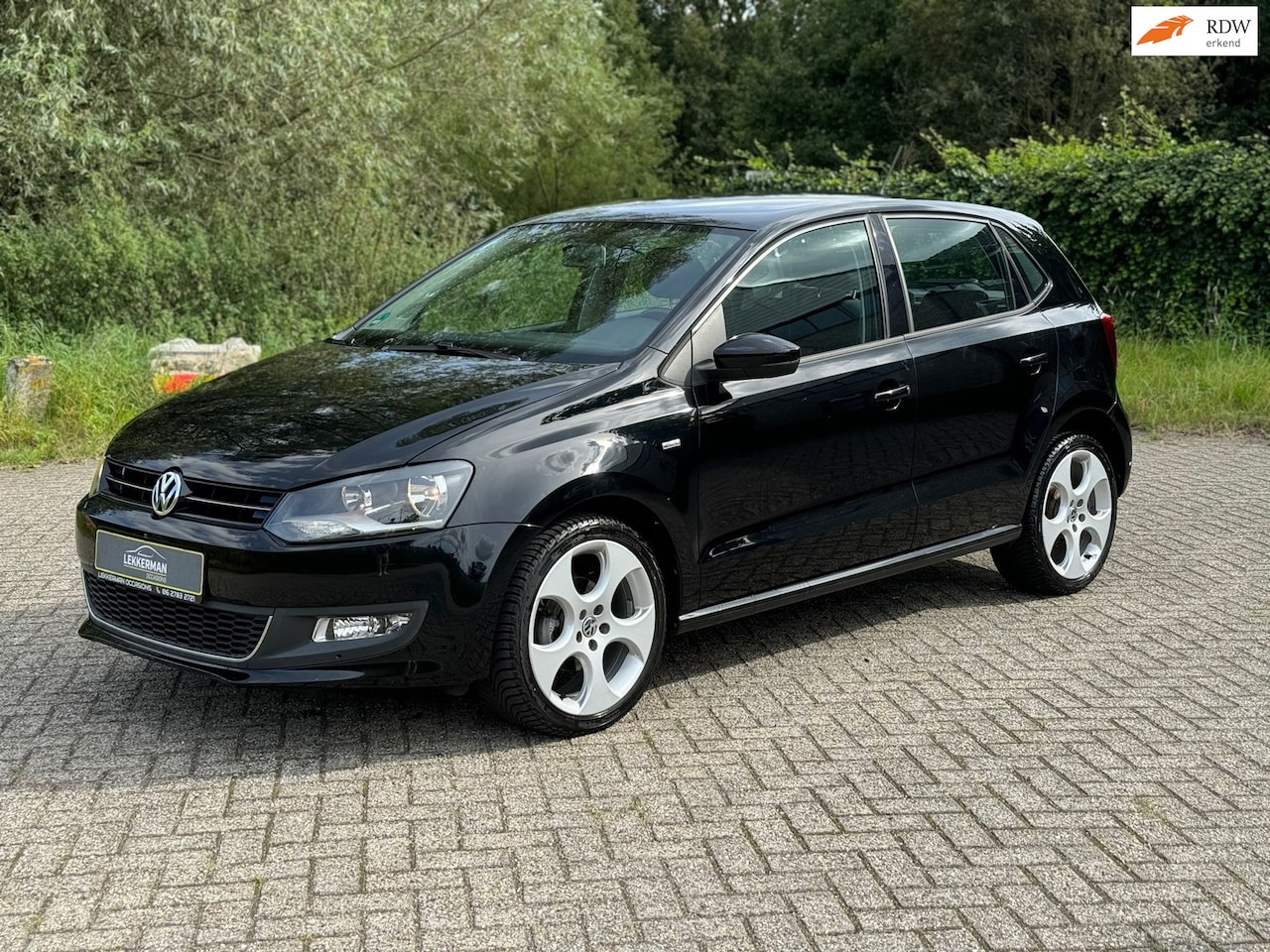 Volkswagen Polo - 1.2 High Line I GTI VELGEN I CRUISE I NWE APK I CLIMA I PDC - AutoWereld.nl