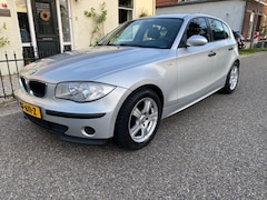 BMW 1-serie - 118i Leer, Stoelverwarming, airco, NAP