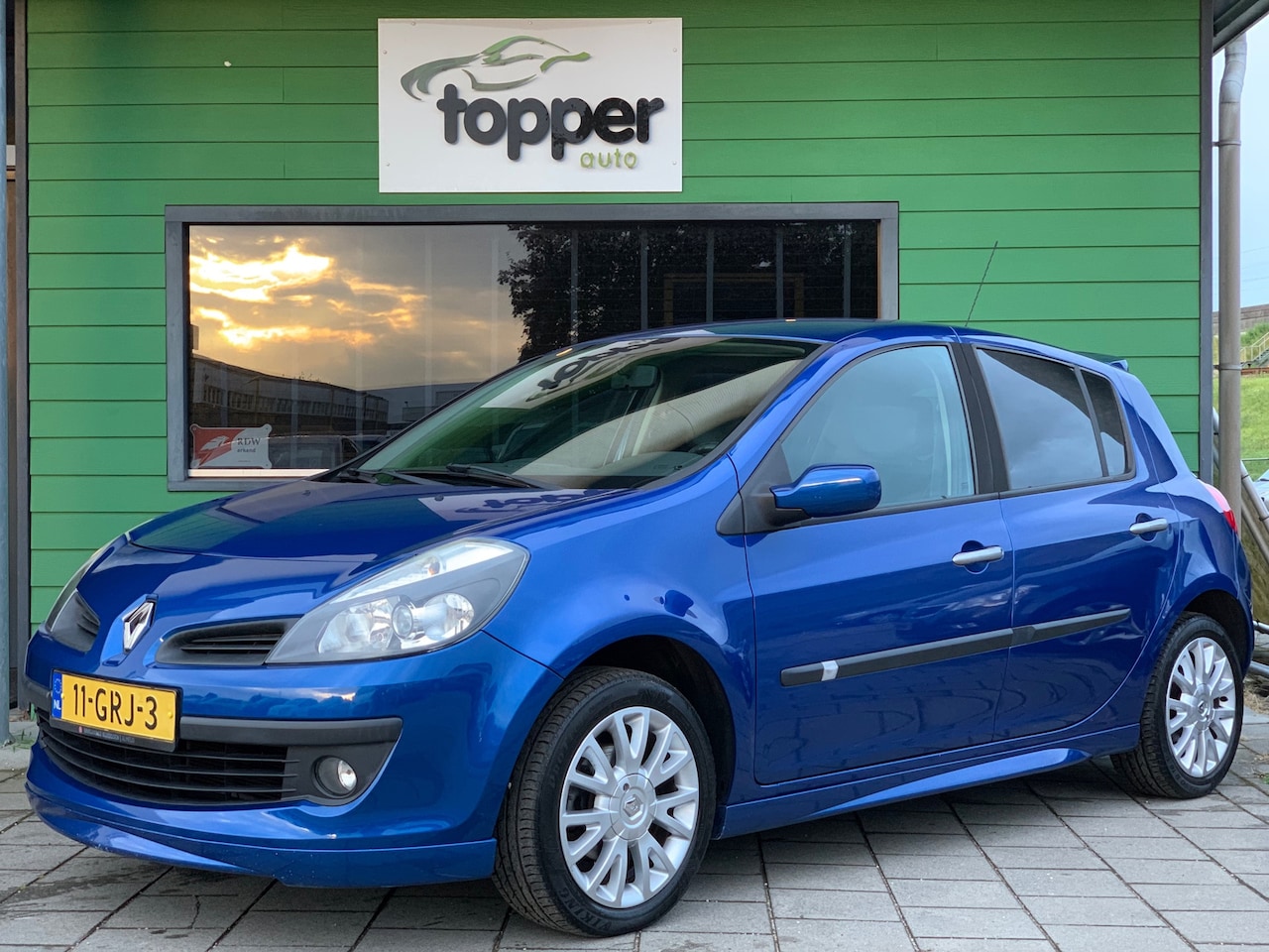 Renault Clio - 1.6-16V Dynamique / CruiseControl / Airco / Sport / - AutoWereld.nl