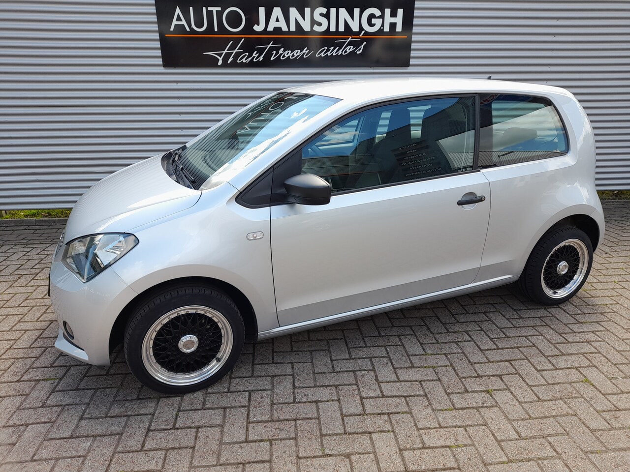 Seat Mii - 1.0 Style Connect | Airco | Ruime instap | Slechts 66.378 km!! | RIJKLAARPRIJS INCL 12 MAA - AutoWereld.nl