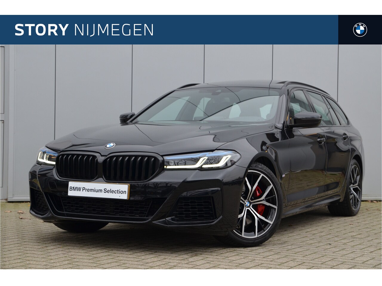 BMW 5-serie Touring - 520i High Executive M Sport Automaat / Panoramadak / Laserlight / Stoelventilatie / Comfor - AutoWereld.nl