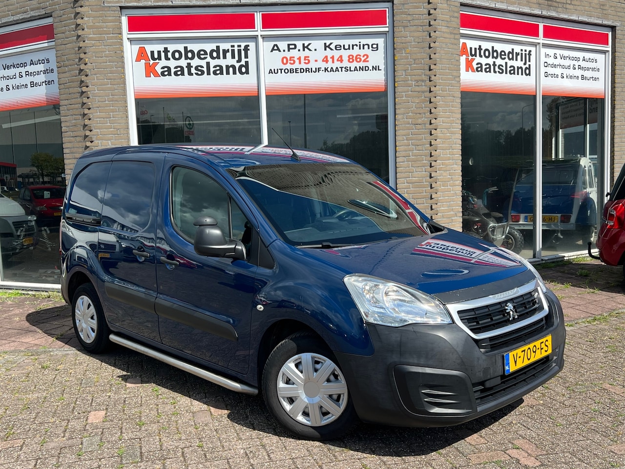 Peugeot Partner - 120 1.6 BlueHDi 75 L1 Première - BTW - Navi - Nette Auto - 2017 - AutoWereld.nl