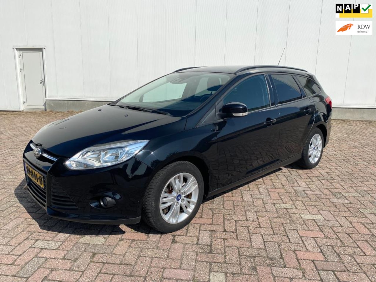 Ford Focus Wagon - 1.6 TI-VCT airco 2011 - AutoWereld.nl