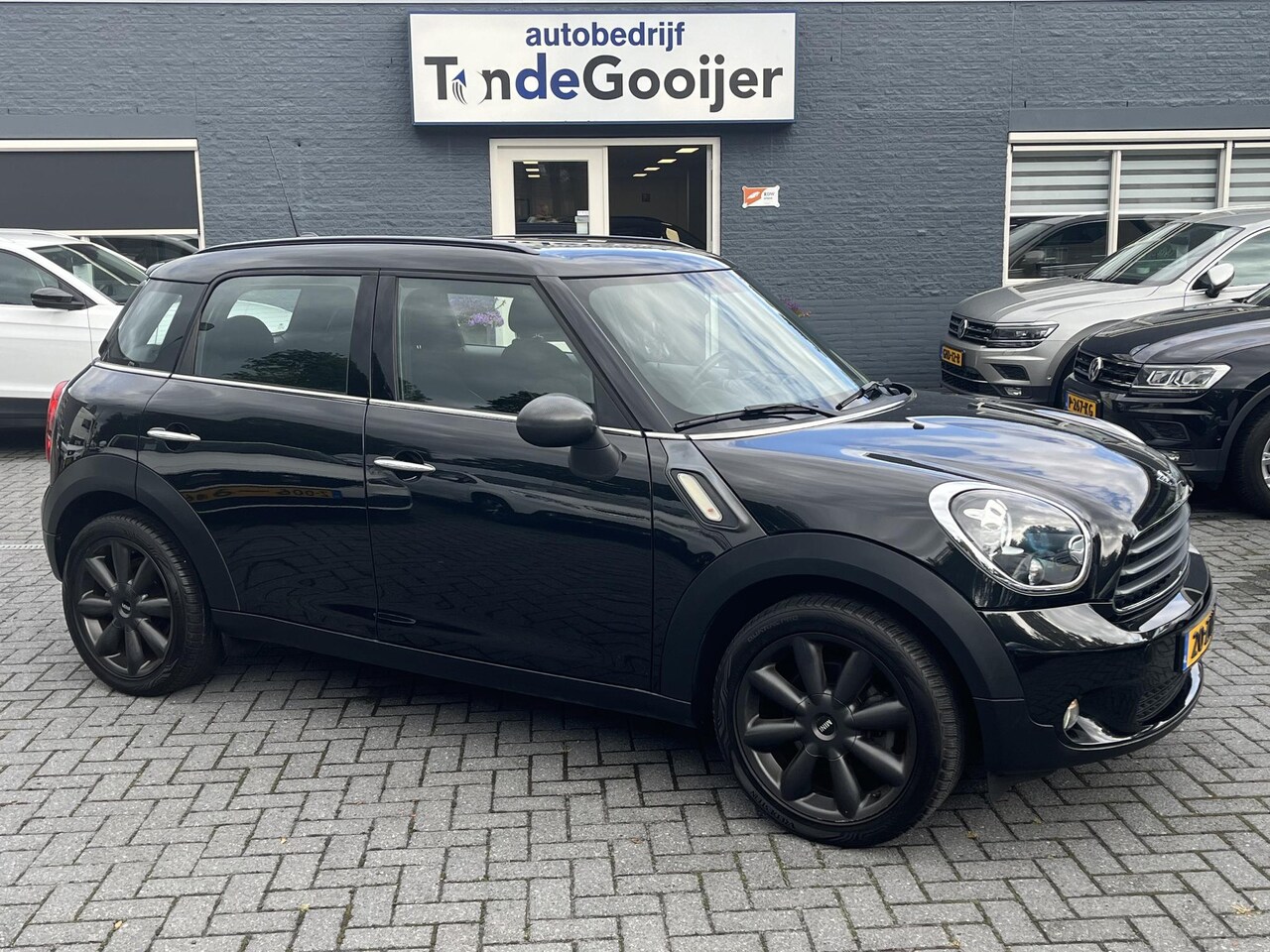 MINI Countryman - Mini 1.6 Cooper Chili | NAV. | XENON | 18" | NL-AUTO | - AutoWereld.nl