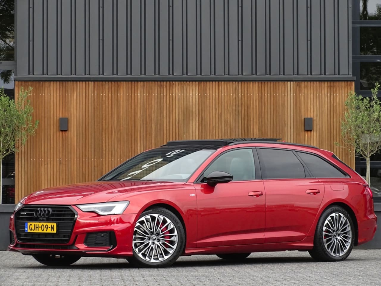 Audi A6 Avant - A6 55 TFSI e 367PK / S-ed. Competition / 2021 / LED - AutoWereld.nl