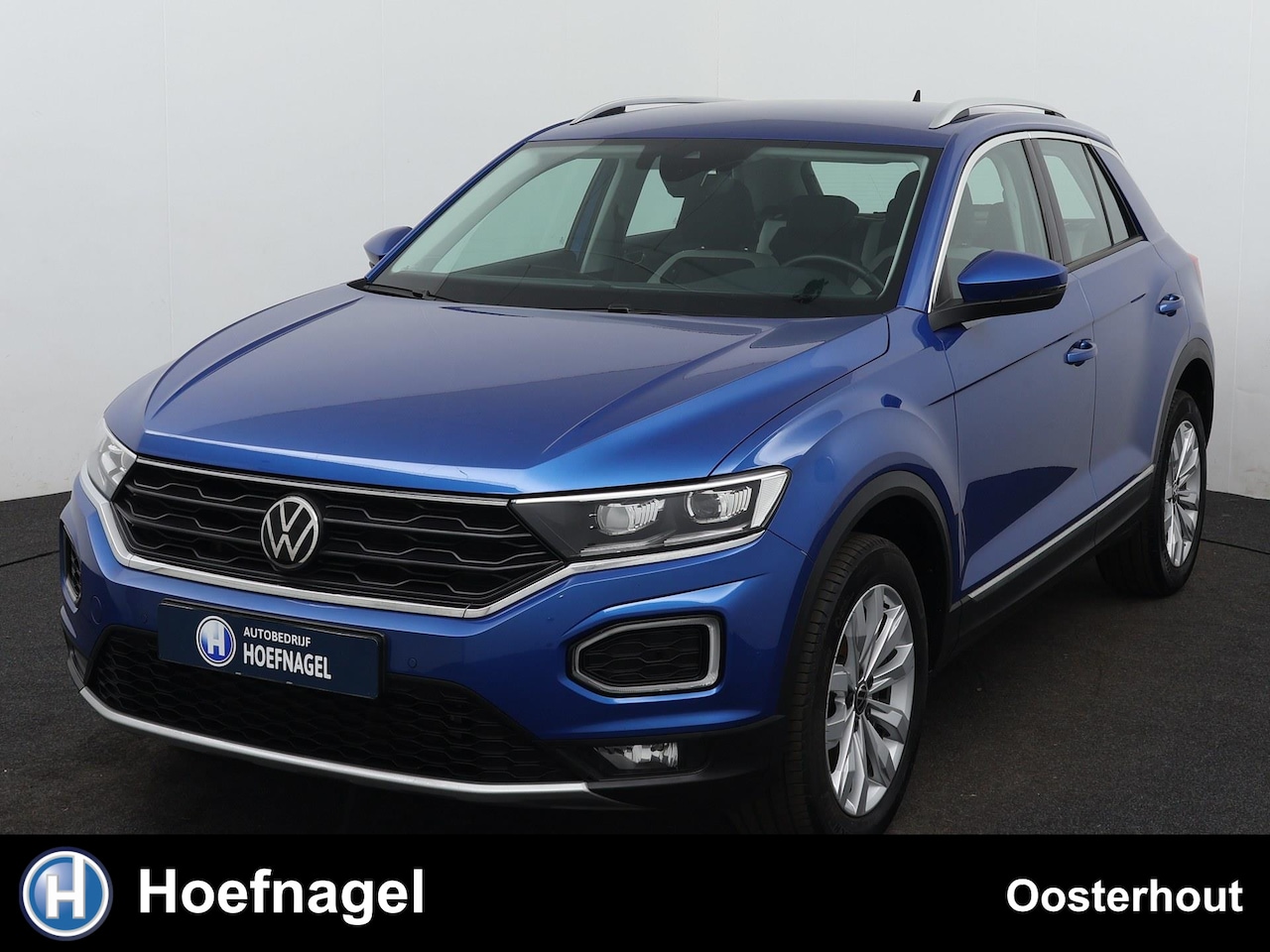 Volkswagen T-Roc - 1.5 TSI Sport Automaat | Stoel / Stuur verwarming | Adaptieve cruise control - AutoWereld.nl