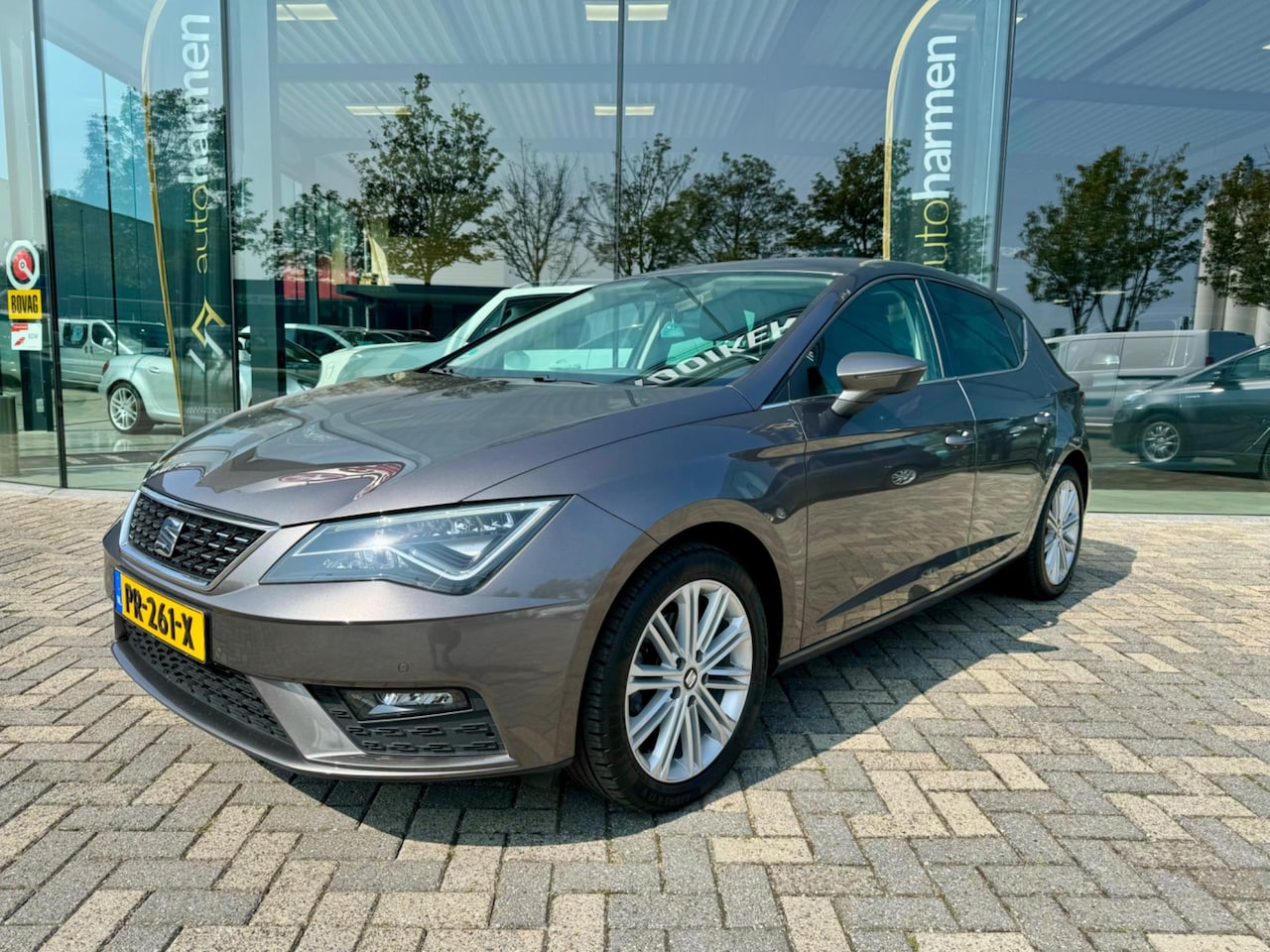 Seat Leon - 1.4 EcoTSI 150 pk Xcellence Navi, CarPlay, Full LED, Keyless, Camera - AutoWereld.nl