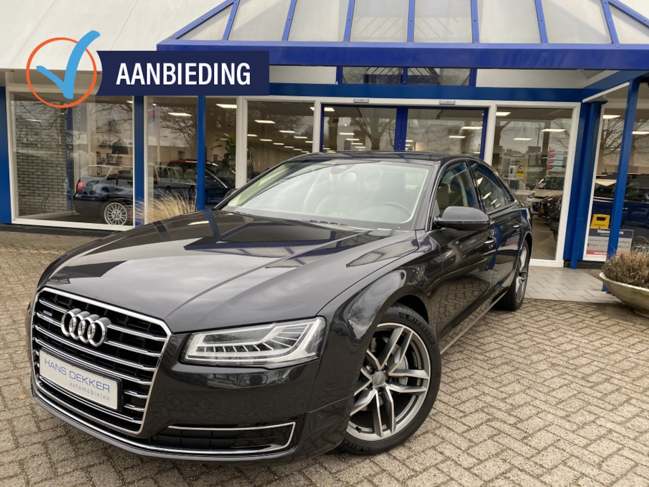 Audi A8 - 3.0 TDI quattro Pro Line+automaat/leer/navigatie/schuifdak - AutoWereld.nl