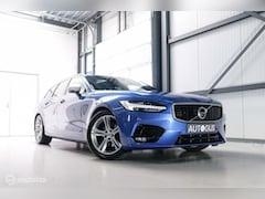 Volvo V90 - 2.0 D3 R-Design | Bursting Blue | B&W audio | Trekhaak | Leder | HUD | Panorama |