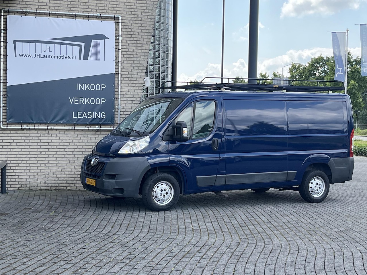 Peugeot Boxer - 330 3.0 HDI L2H1*IMPERIAAL*3P*HAAK*1STE EIGENAAR* - AutoWereld.nl