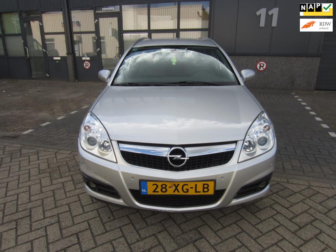 Opel Vectra Wagon - 1.8-16V Executive 2007 Airco/ Leder/ Navi/ APK/ NAP! - AutoWereld.nl