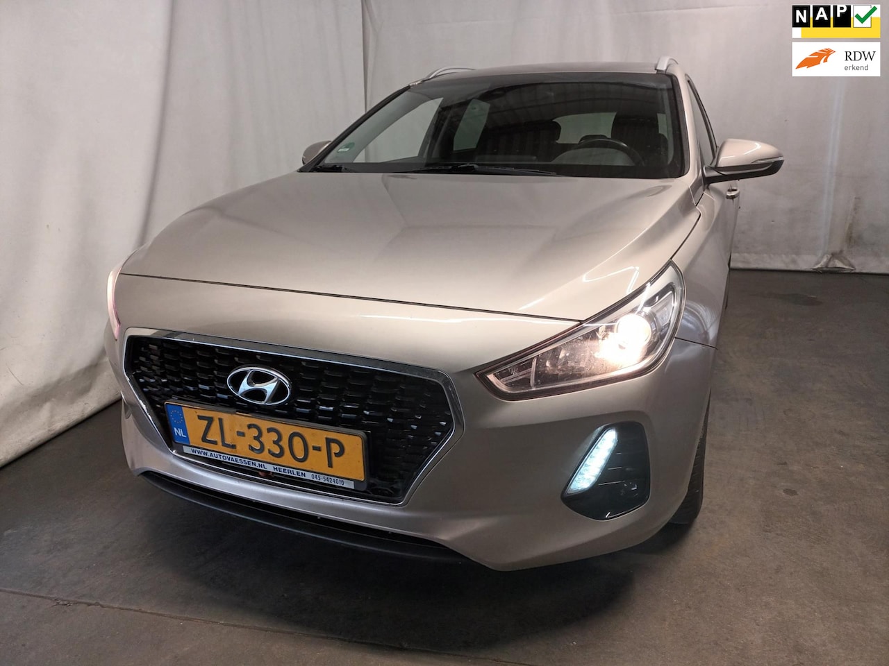 Hyundai i30 Wagon - 1.0 T-GDI Comfort - Airco - Navi - Export - Schade - AutoWereld.nl