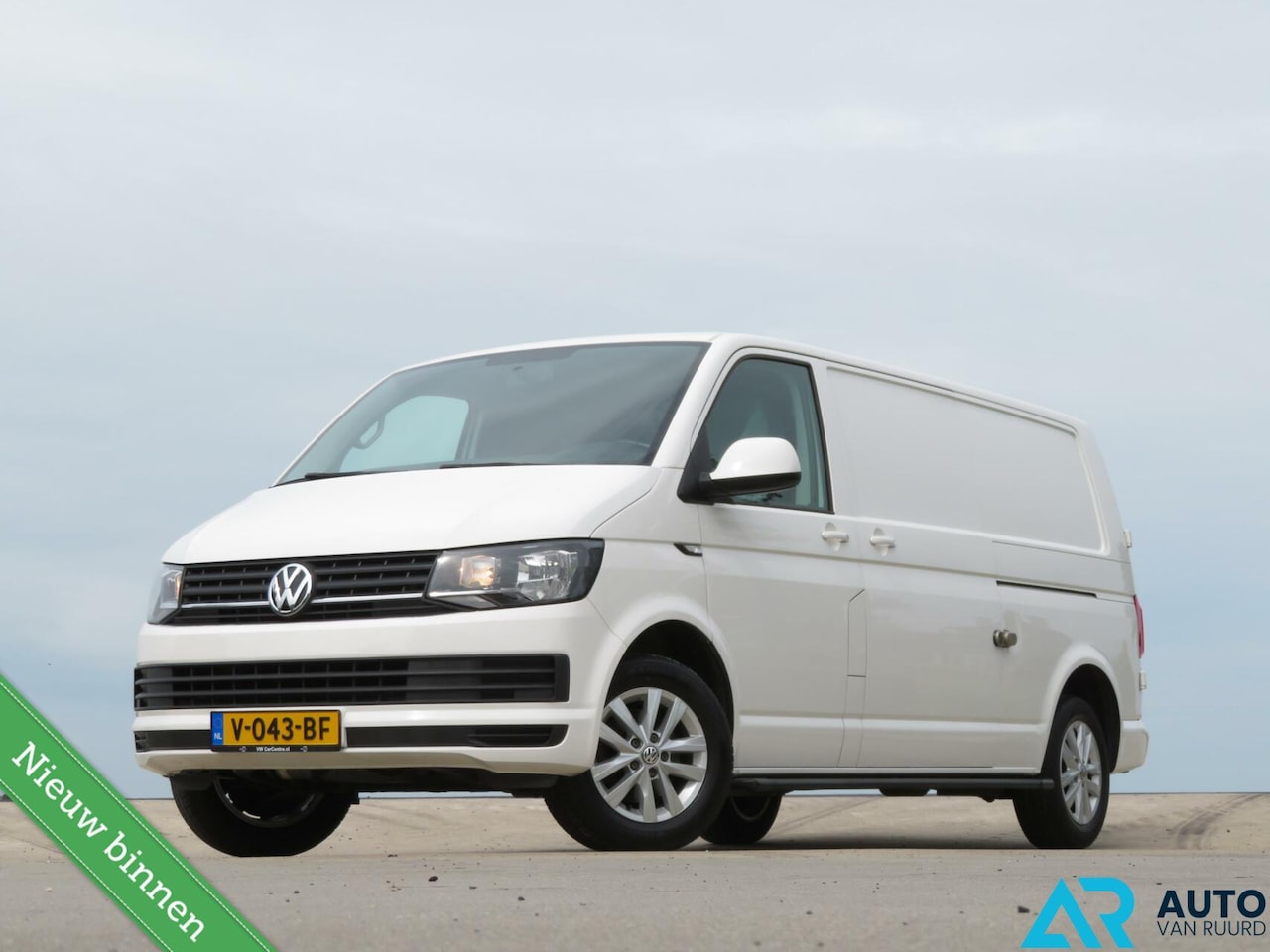 Volkswagen Transporter - 2.0 TDI L2H1 2 schuifdeuren * Euro 6 - AutoWereld.nl