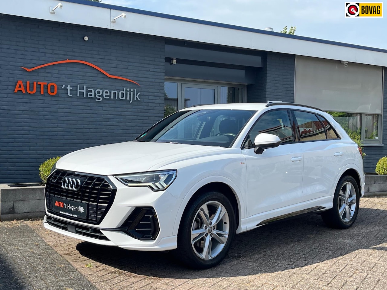 Audi Q3 - 40 TFSI quattro 190PK S-Line trekh 1EIG edition one - AutoWereld.nl