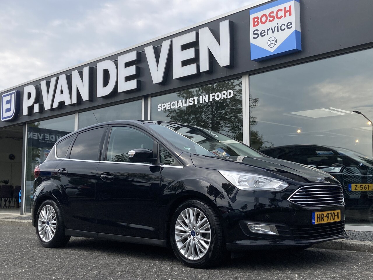 Ford C-Max - 1.5 EcoBoost Titanium 150pk/110kW 6-bak | Trekhaak | Elec. achterklep | Dodehoek | Rijstro - AutoWereld.nl