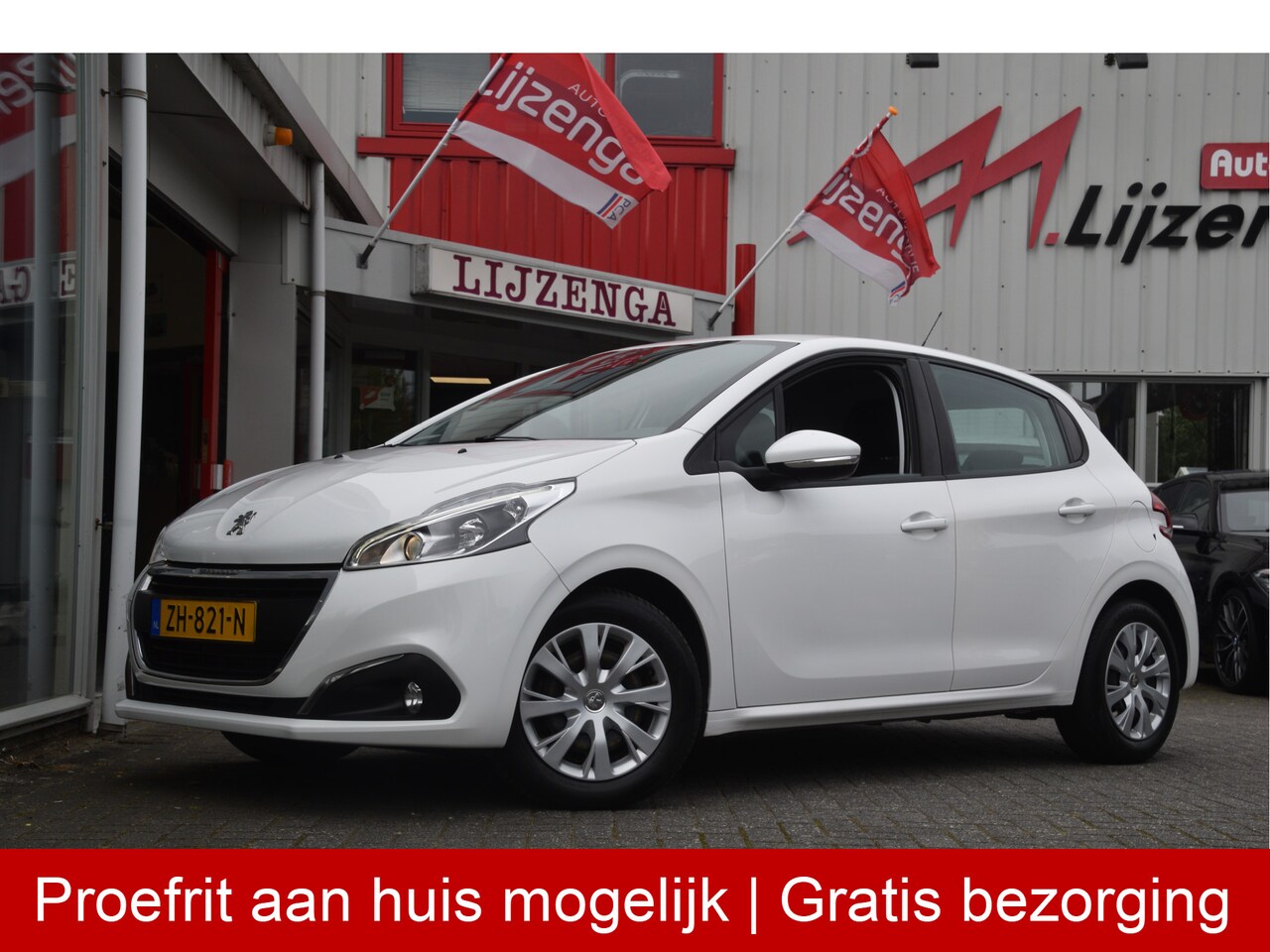 Peugeot 208 - 1.2 PureTech Blue Lease Active Carplay l Navi | Airco | PDC | Bluetooth | Cruise l Trekhaa - AutoWereld.nl