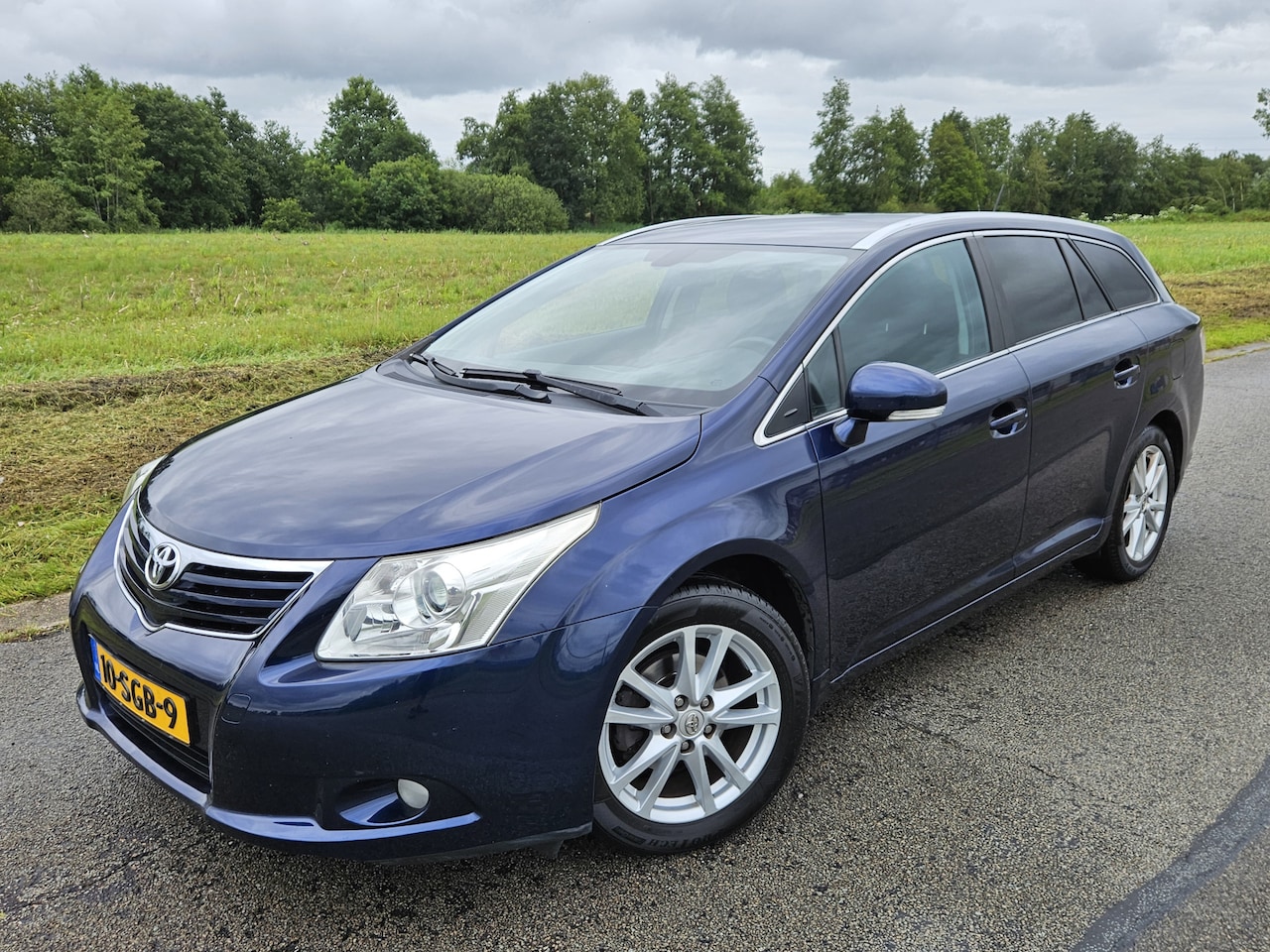 Toyota Avensis Wagon - 1.6 VVTi Business 1.6 VVTi Business - AutoWereld.nl