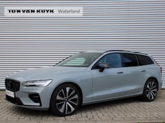 Volvo V60 - 2.0 B3 Plus Dark Automaat / 19" velgen / Sportstoelen met Nappa leder / BLISS / DAB / Priv