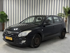 Hyundai i30 - 1.4i Dynamic