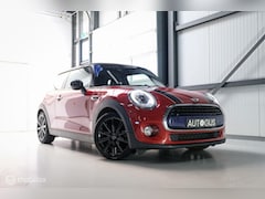 MINI Cooper - 1.5 Chili Serious Business | Harman Kardon | Sportinterieur | LED | Metallic rood | NAP |