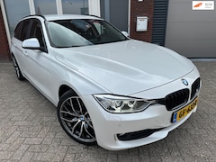 BMW 3-serie Touring - 316i High Executive / Navi / Xenon / PDC / Clima / Cruise