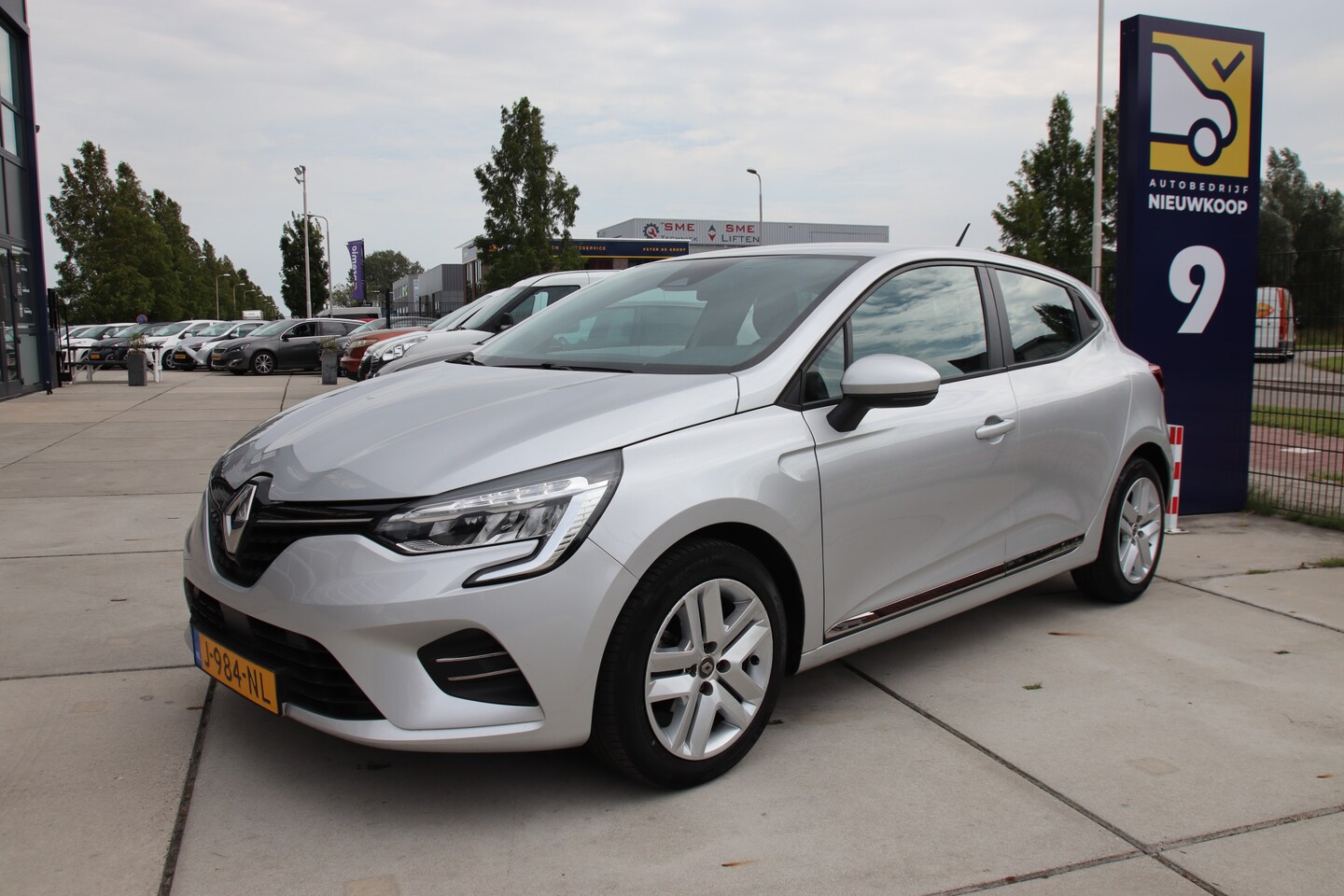 Renault Clio - 1.0 TCe Airco, Multimedia-Carplay, PDC, 1e eig, NL auto ZOMER SALE! - AutoWereld.nl