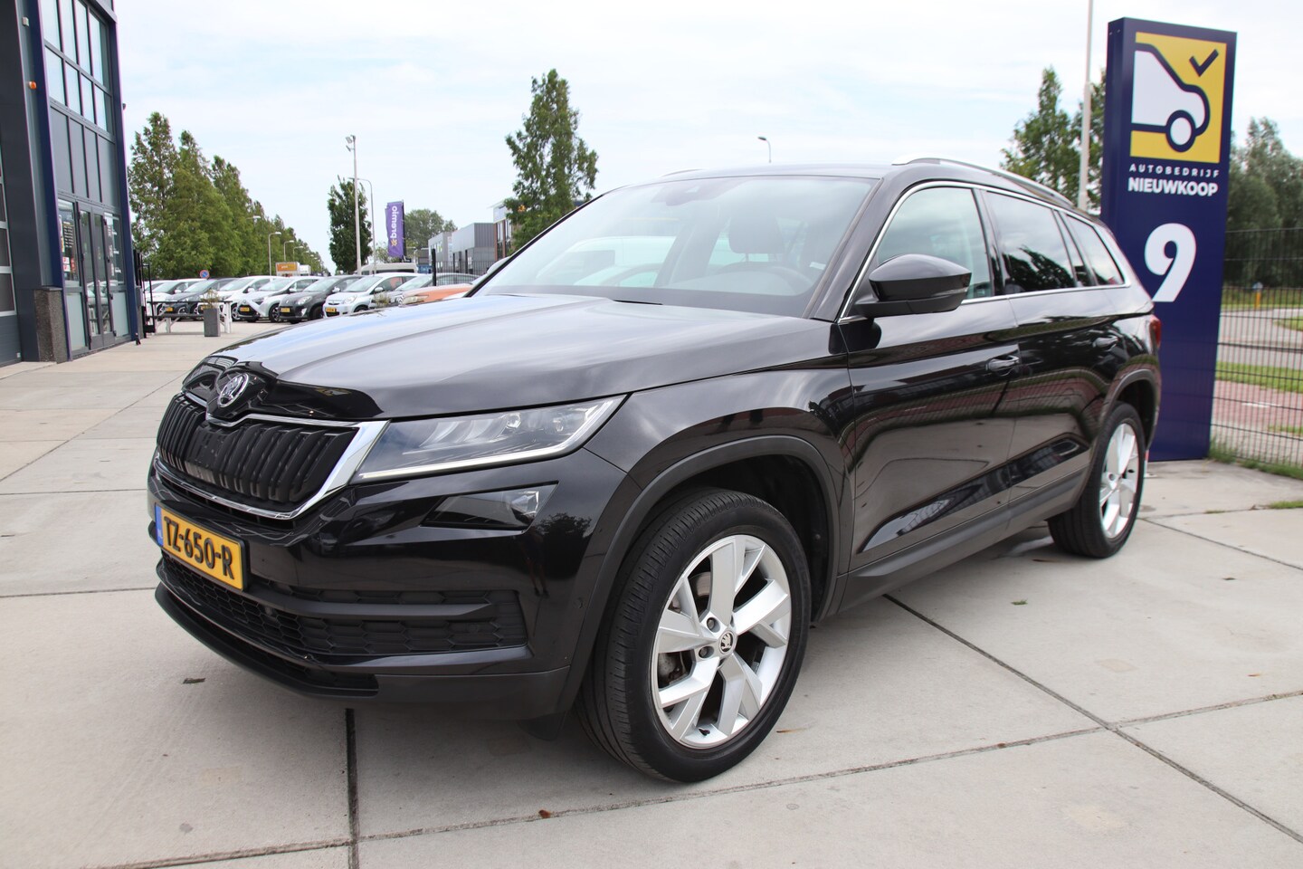 Skoda Kodiaq - 1.5 TSI DSG Style Business BLIS, 4x Camera, Carplay, NL auto, 1e eig ZOMER SALE! - AutoWereld.nl