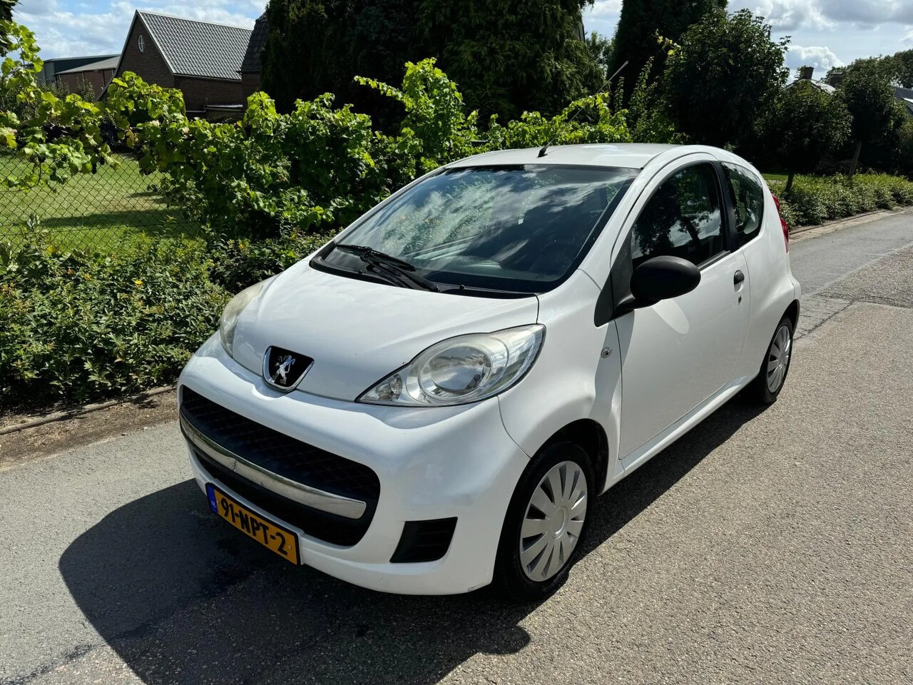 Peugeot 107 - 1.0-12V XR 1.0-12V XR - AutoWereld.nl