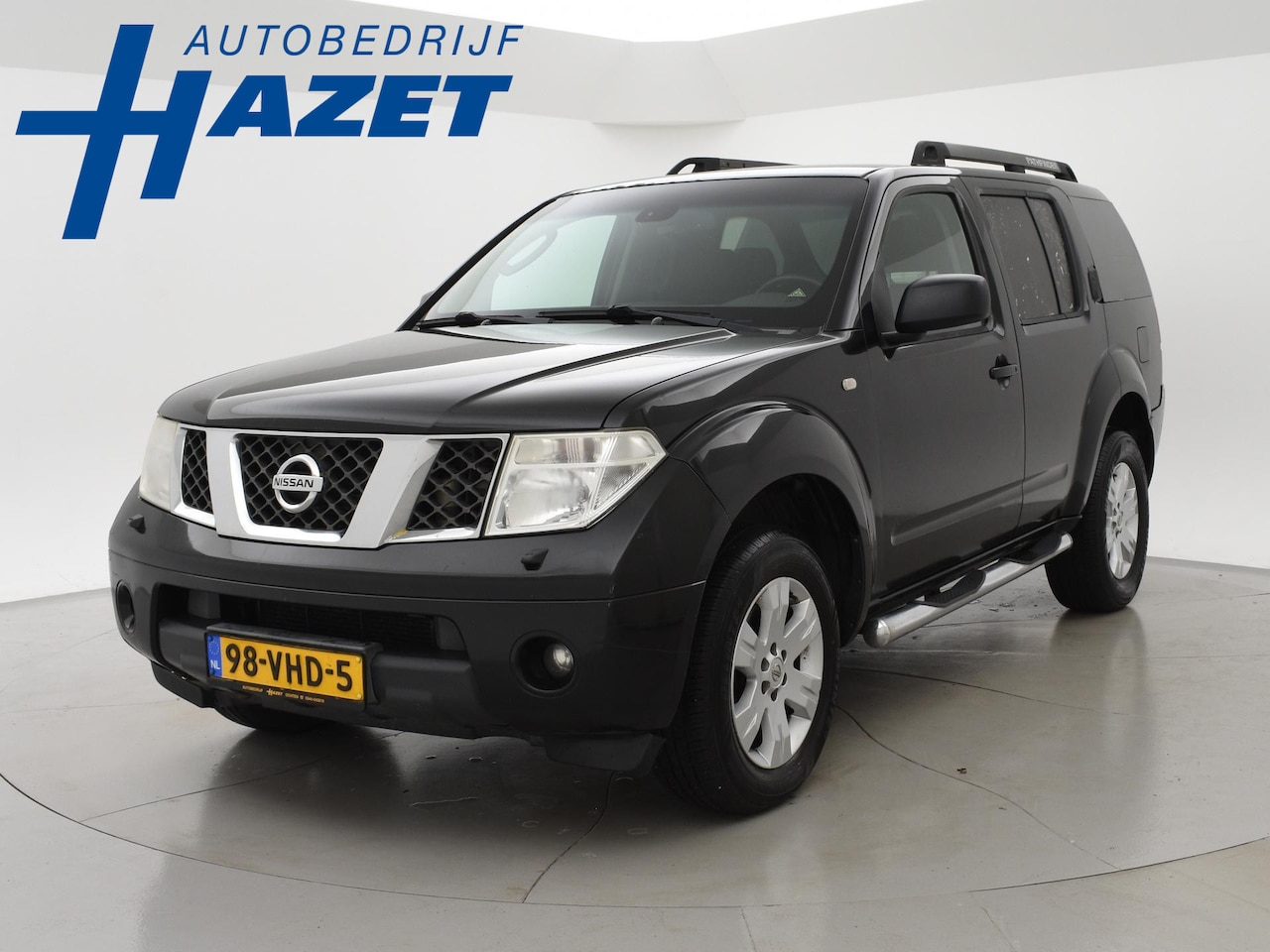 Nissan Pathfinder - 2.5D 171 PK AUT. GRIJS KENTEKEN VAN *MARGE* 4X4 + 3000 KG TREKHAAK - AutoWereld.nl