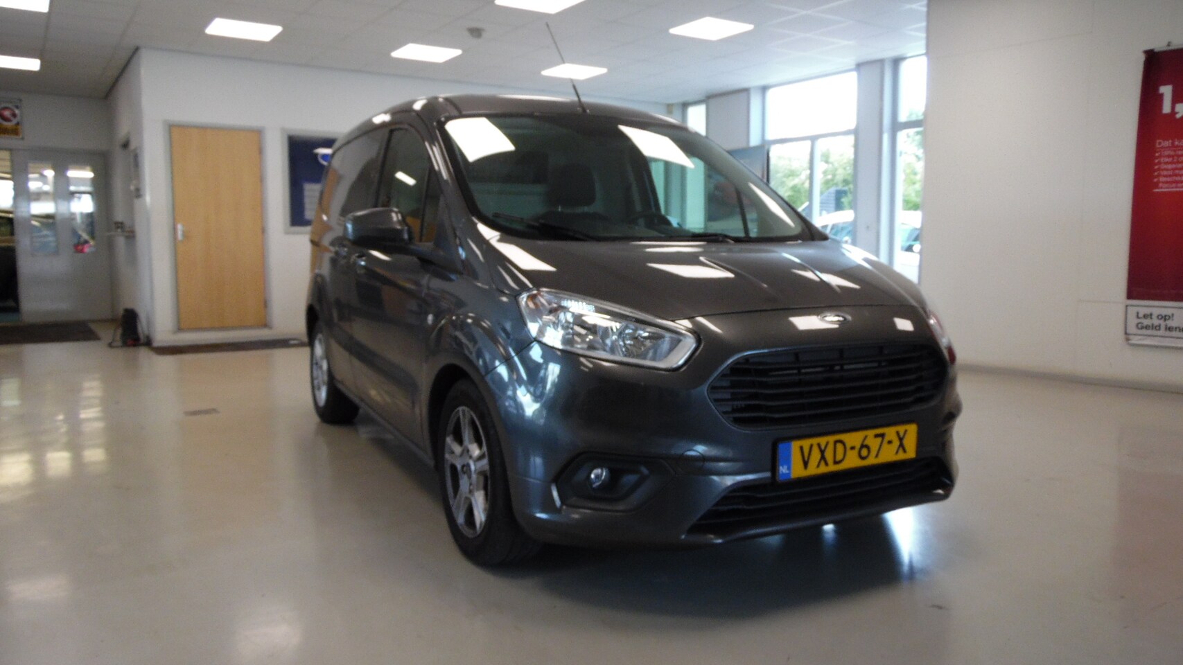 Ford Transit Courier - GB 1.5 TDCi Duratorq 100pk - AutoWereld.nl