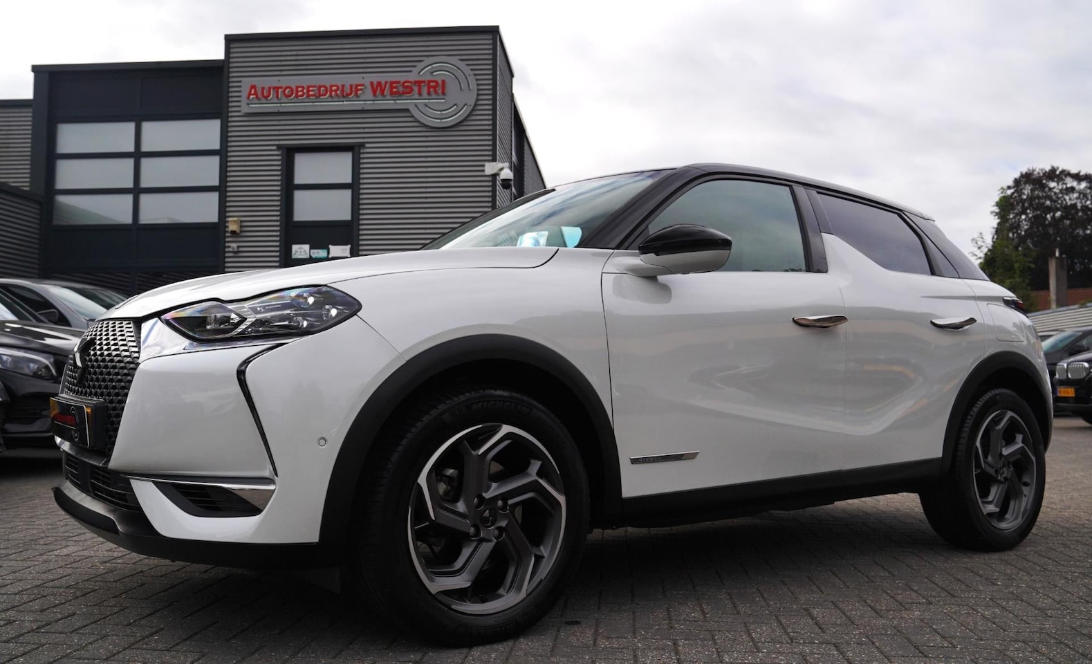 DS 3 Crossback - 1.2 PureTech Grand Chic Head UP|Leer|Camera|clima - AutoWereld.nl