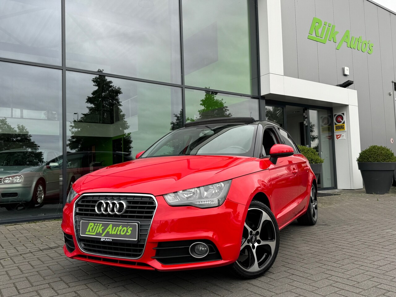 Audi A1 Sportback - 1.2 TFSI Ambition * Panoramadak * Stoelverwarming * PDC - AutoWereld.nl