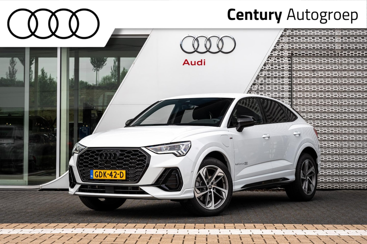 Audi Q3 Sportback - S Edition 45 TFSI e 180 kW / 245 pk Sportback 6 ve - AutoWereld.nl