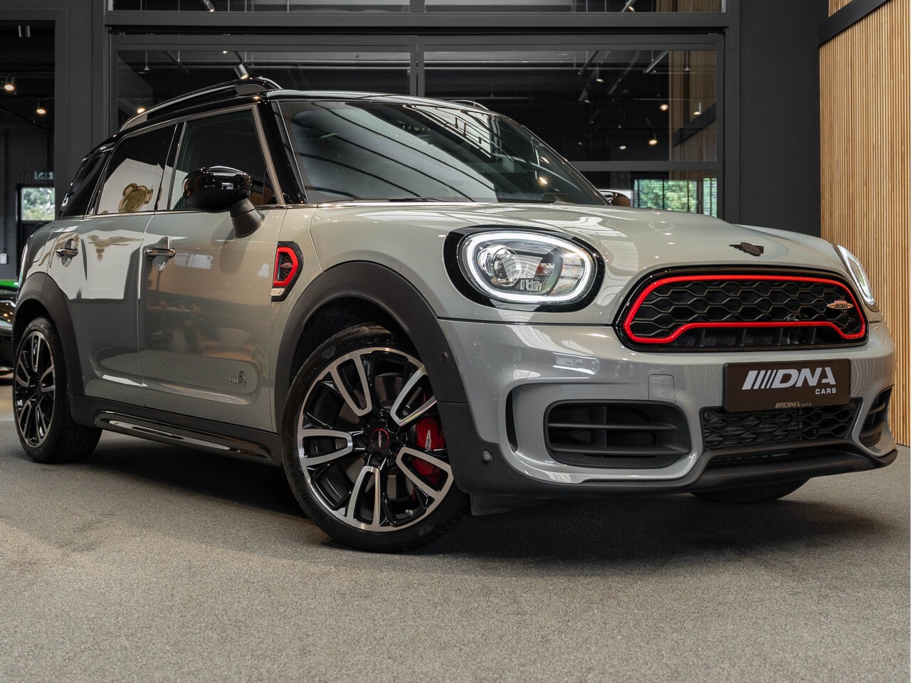 MINI Countryman - Mini John Cooper Works 2.0 Cooper S John Cooper Works - AutoWereld.nl