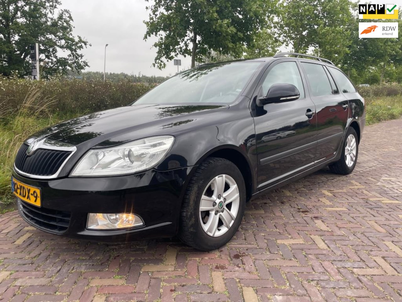 Skoda Octavia Combi - 1.2 TSI Ambition Business Line-Automaat -Navi - AutoWereld.nl