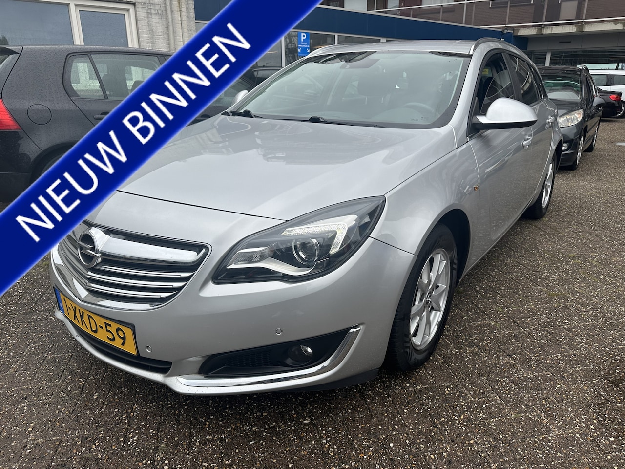 Opel Insignia Sports Tourer - 1.4 T EcoFLEX Business+ navi airco/ecc keurige auto - AutoWereld.nl