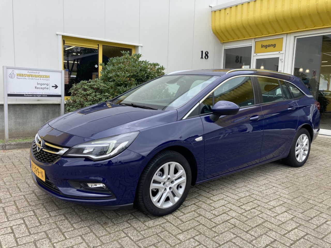 Opel Astra Sports Tourer - 1.0 Business+ Camera Trekhaak - AutoWereld.nl