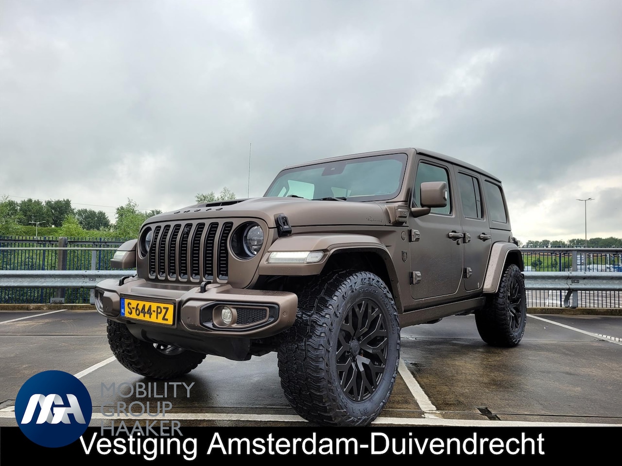 Jeep Wrangler - BRUTE custom | Skyview |380PK | Trekhaak - AutoWereld.nl